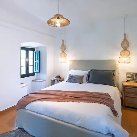 Semesterbostad In A 14th-century House With Pool In Tossa Tossa de Mar