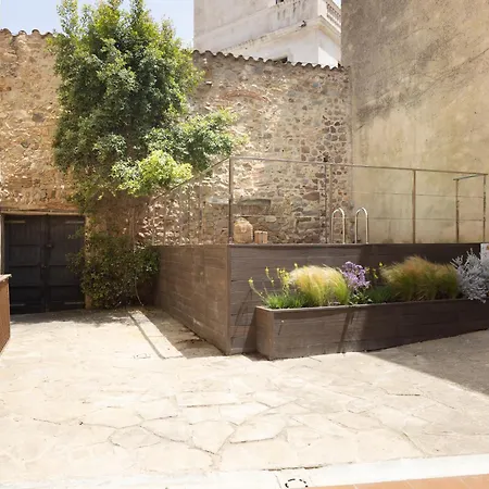 Holiday home Lets Holidays In A 14th-century House With Pool In Tossa Tossa de Mar