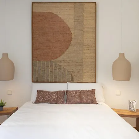 In A 14th-century House With Pool In Tossa Semesterbostad *