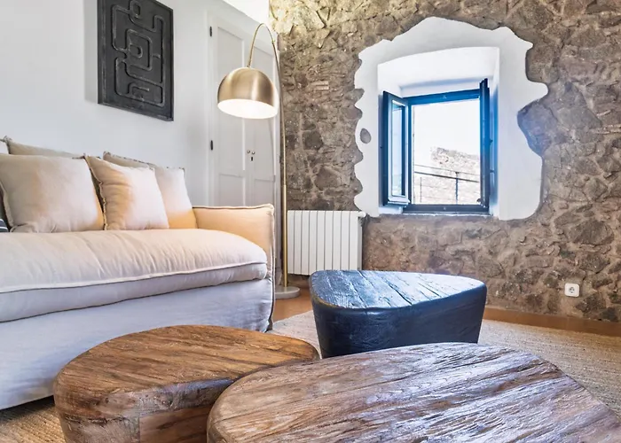 Lets Holidays In A 14th-century House With Pool In Tossa Tossa de Mar