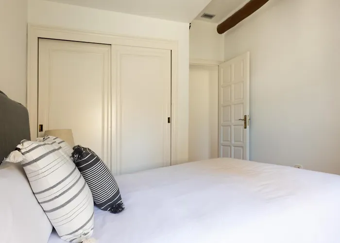 Lets Holidays In A 14th-century House With Pool In Tossa Tossa de Mar