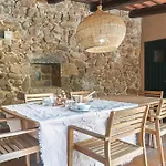 Casa de Férias Lets Holidays In A 14th-century House With Pool In Tossa
