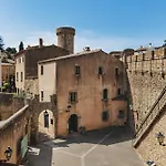 Casa de Férias Lets Holidays In A 14th-century House With Pool In Tossa *