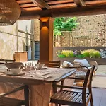 Dom wakacyjny Lets Holidays In A 14th-century House With Pool In Tossa Tossa de Mar
