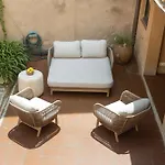 Lets Holidays In A 14th-century House With Pool In Tossa