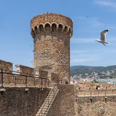 In A 14th-century House With Pool In Tossa Feriehus Tossa de Mar