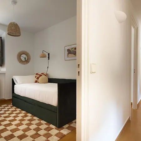 In A 14th-century House With Pool In Tossa Hébergement de vacances *