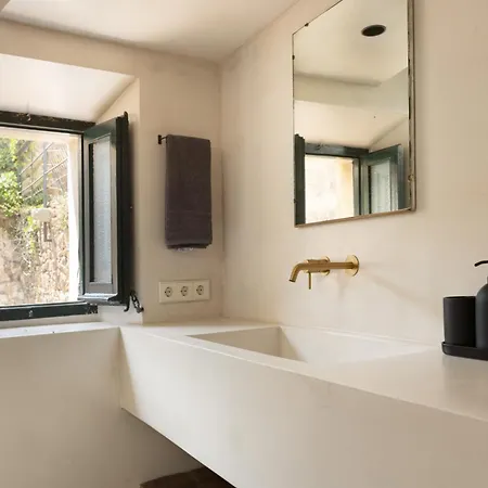 Holiday home Lets Holidays In A 14th-century House With Pool In Tossa *